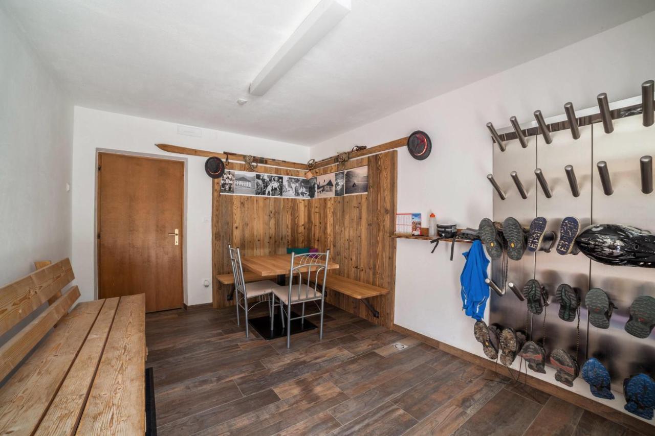 Melago Ferienwohnung Haus Fliri מראה חיצוני תמונה