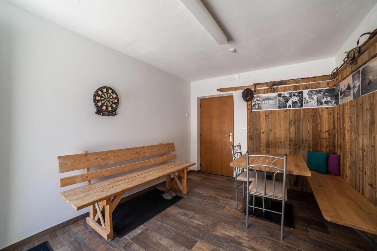 Melago Ferienwohnung Haus Fliri מראה חיצוני תמונה